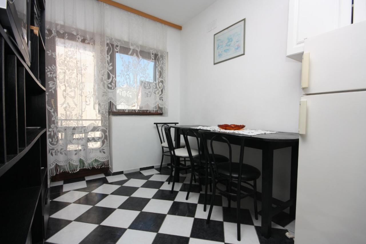 Apartments And Rooms By The Sea Bibinje, Zadar - 6199 外观 照片